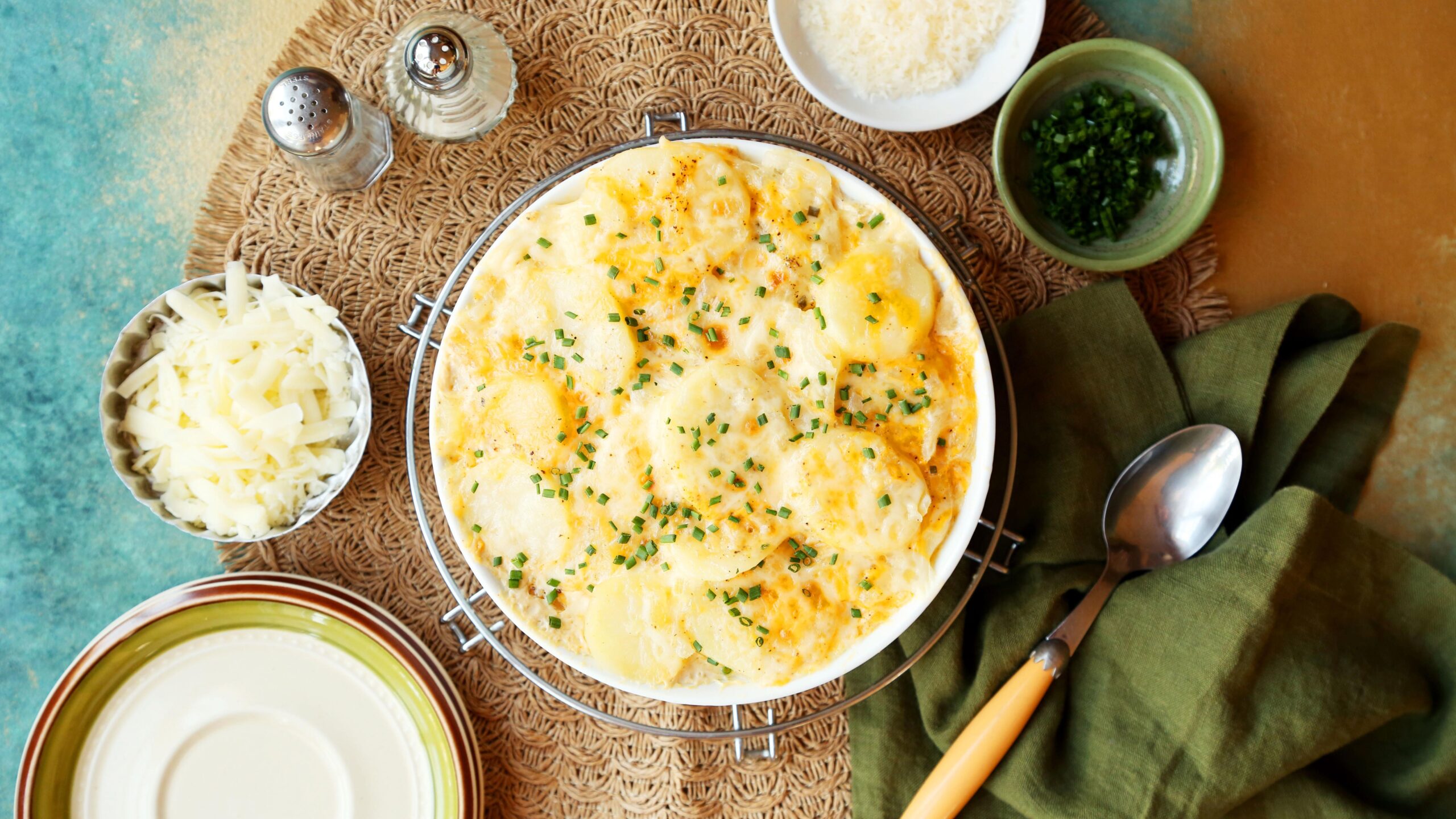  A perfect side dish for any occasion, Potatoes Au Gratin never tasted so good!