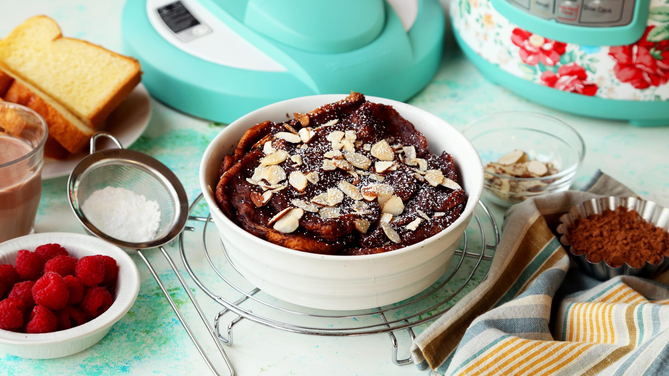  Chocolate + almond + French toast = heavenly combination in this easy breakfast recipe.