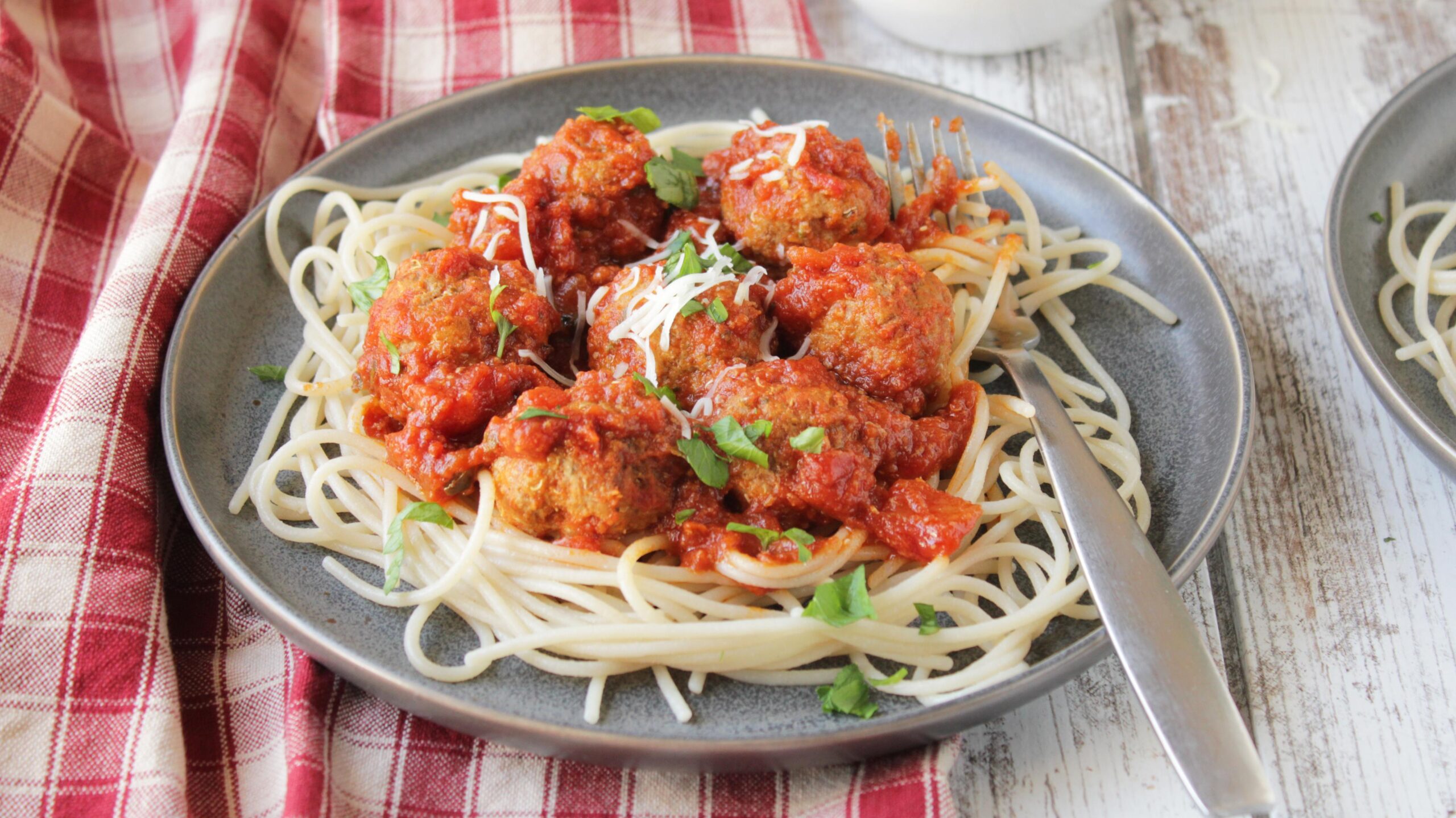 Easy Italian Meatballs: Perfect Dinner for Busy Nights