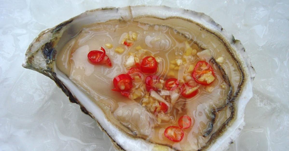 Delicious Oysters with a Tangy Vietnamese Twist