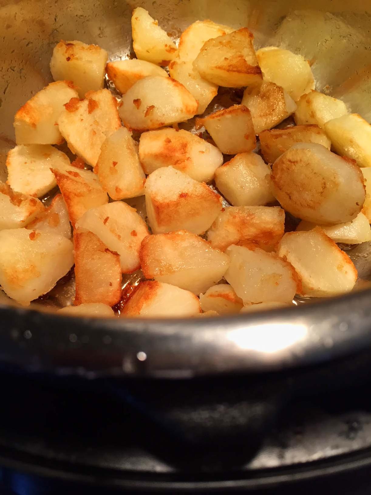  Say goodbye to mushy and bland potatoes and hello to perfectly roasted goodness.