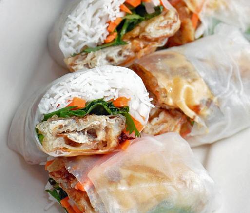  Soft rolls filled with succulent crab meat