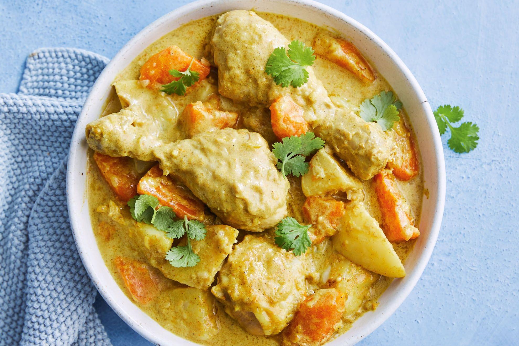  This creamy and aromatic Vietnamese chicken curry is the ultimate comfort food!
