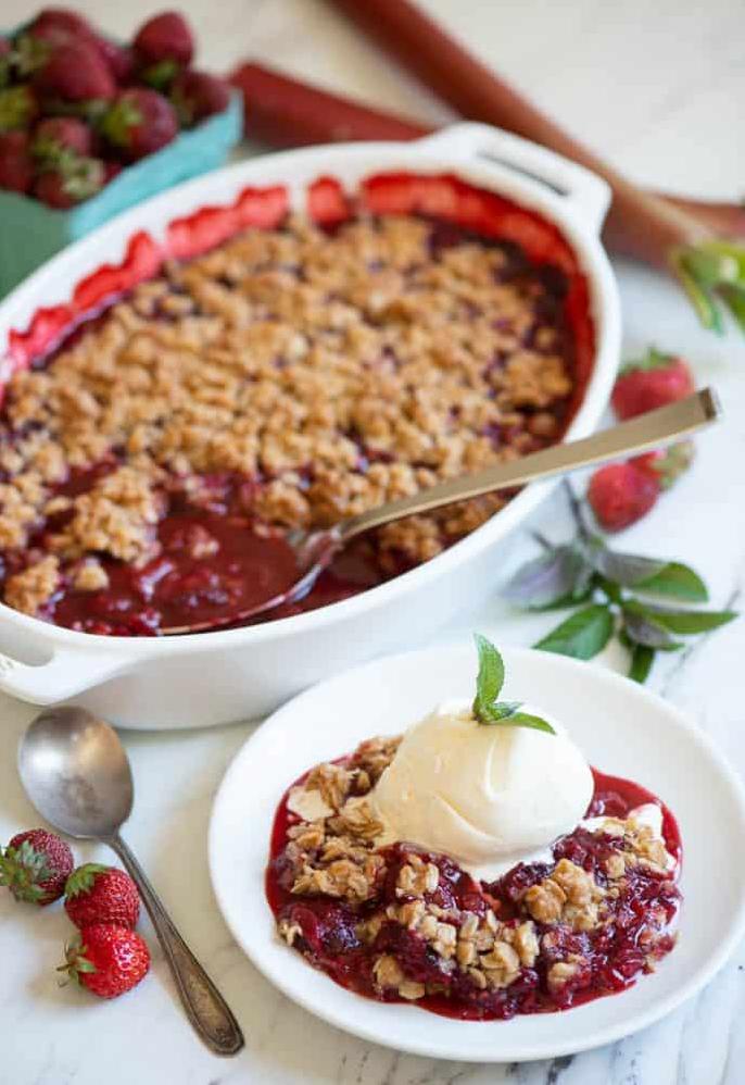  Whip up a delicious and comforting dessert of Strawberry Rhubarb Crisp by following this easy recipe.